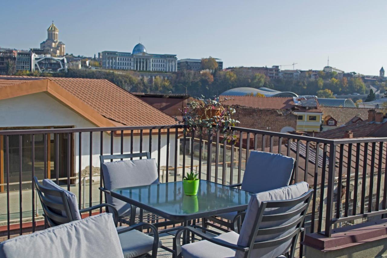 Green Inn Tbilisi Ngoại thất bức ảnh